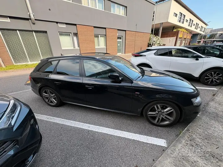 Audi A4 2013 photo 3