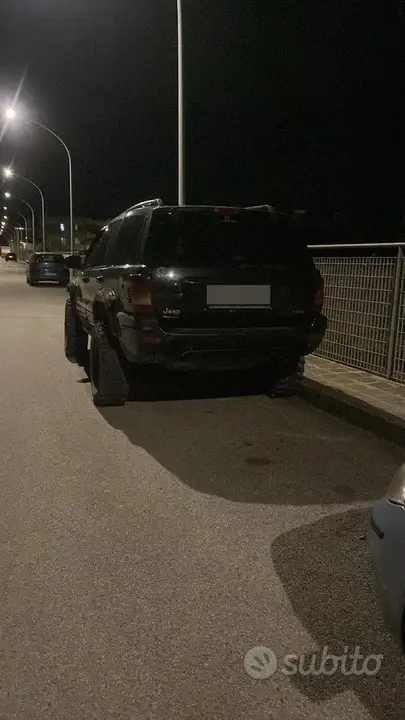 Jeep Grand Cherokee 2004 photo 3