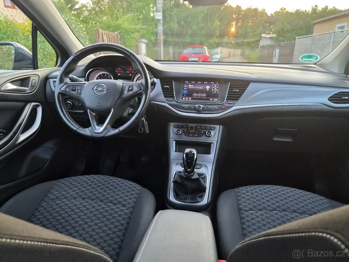 Opel Astra 2021 photo 5
