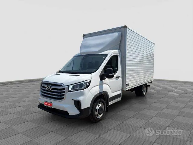 Maxus Deliver9