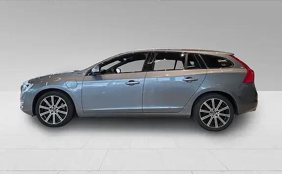 Volvo V60 2018 photo 2