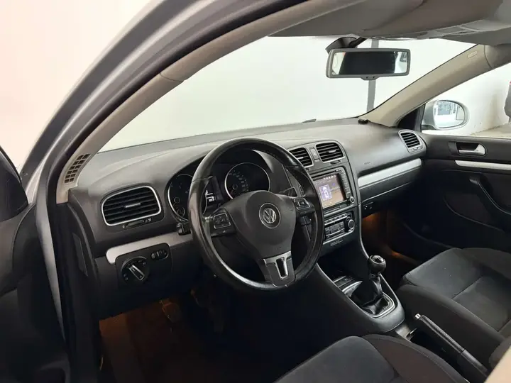 Volkswagen Golf Variant 2013 photo 3