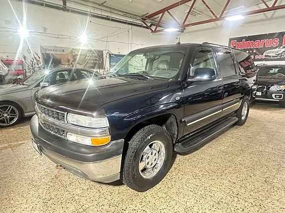 Chevrolet Suburban 2003 photo 3