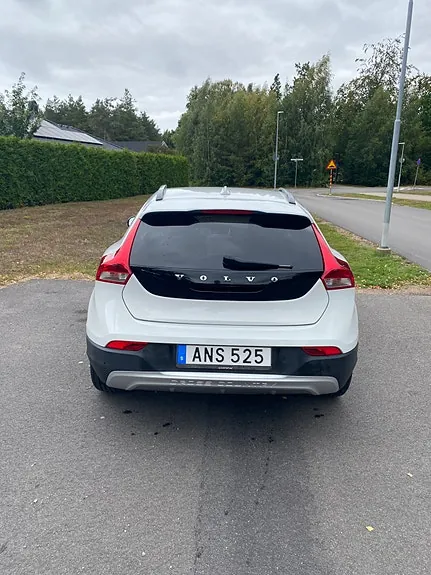 Volvo V40 Cross Country 2014 photo 4