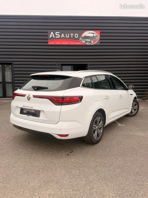 Renault Megane 2023 photo 4