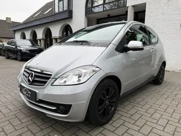 Mercedes-Benz A150 2009 photo 2