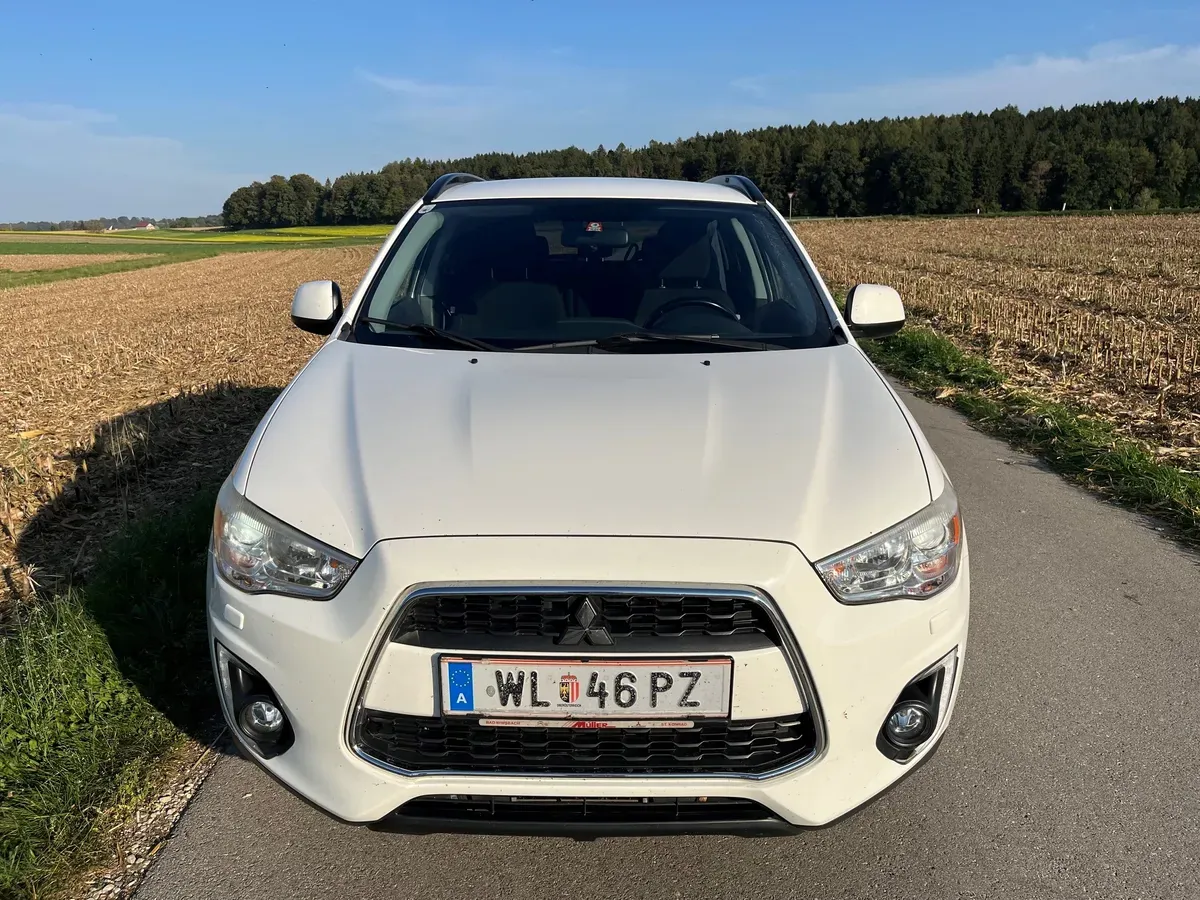 Mitsubishi Asx 2015 photo 2