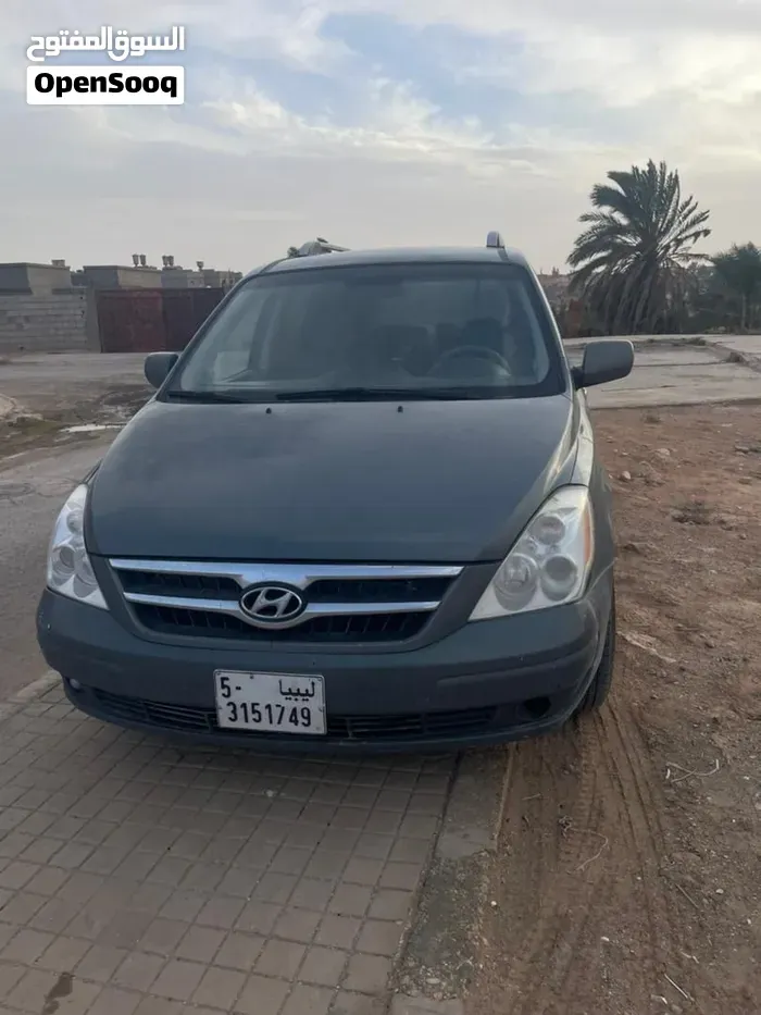 Kia Sedona 2008 photo 2