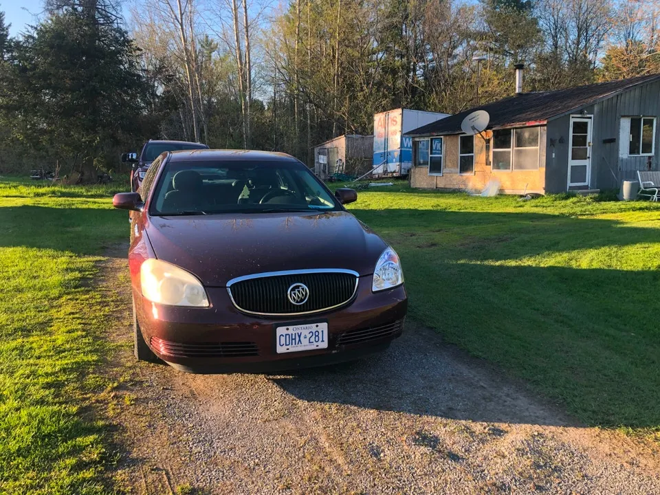 Buick Lucerne 2006 photo 3