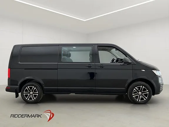 Volkswagen Transporter 2023 photo 2