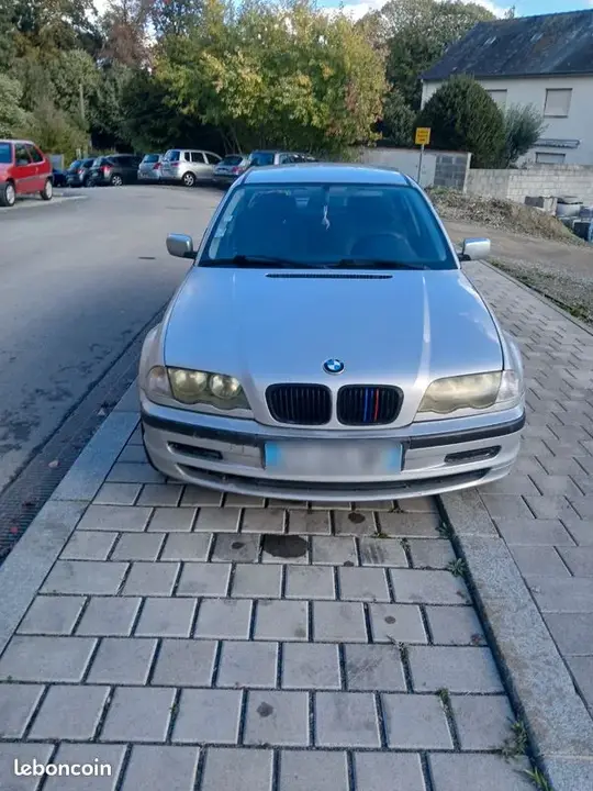 BMW Série 3 2000 photo 2