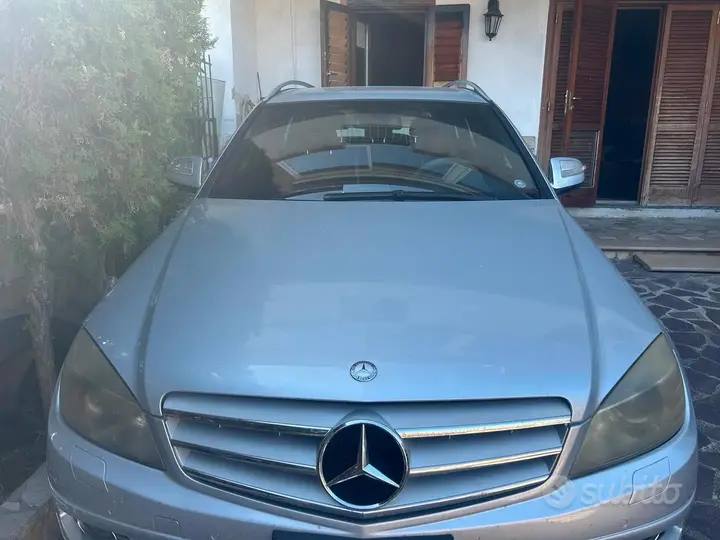 Mercedes-Benz C-Class 2008 photo 2