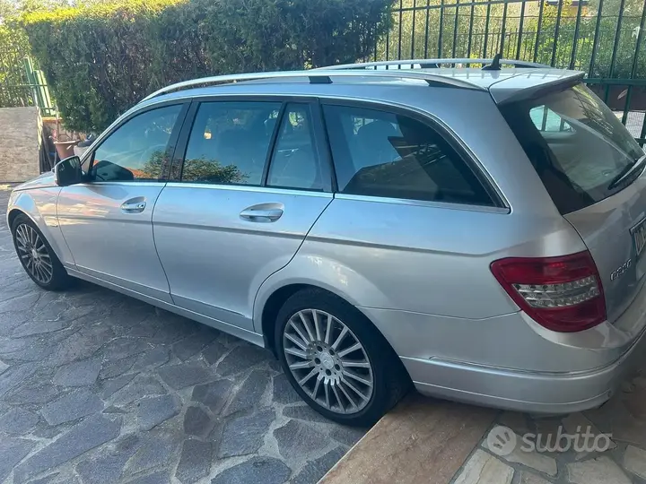 Mercedes-Benz C-Class 2008 photo 3