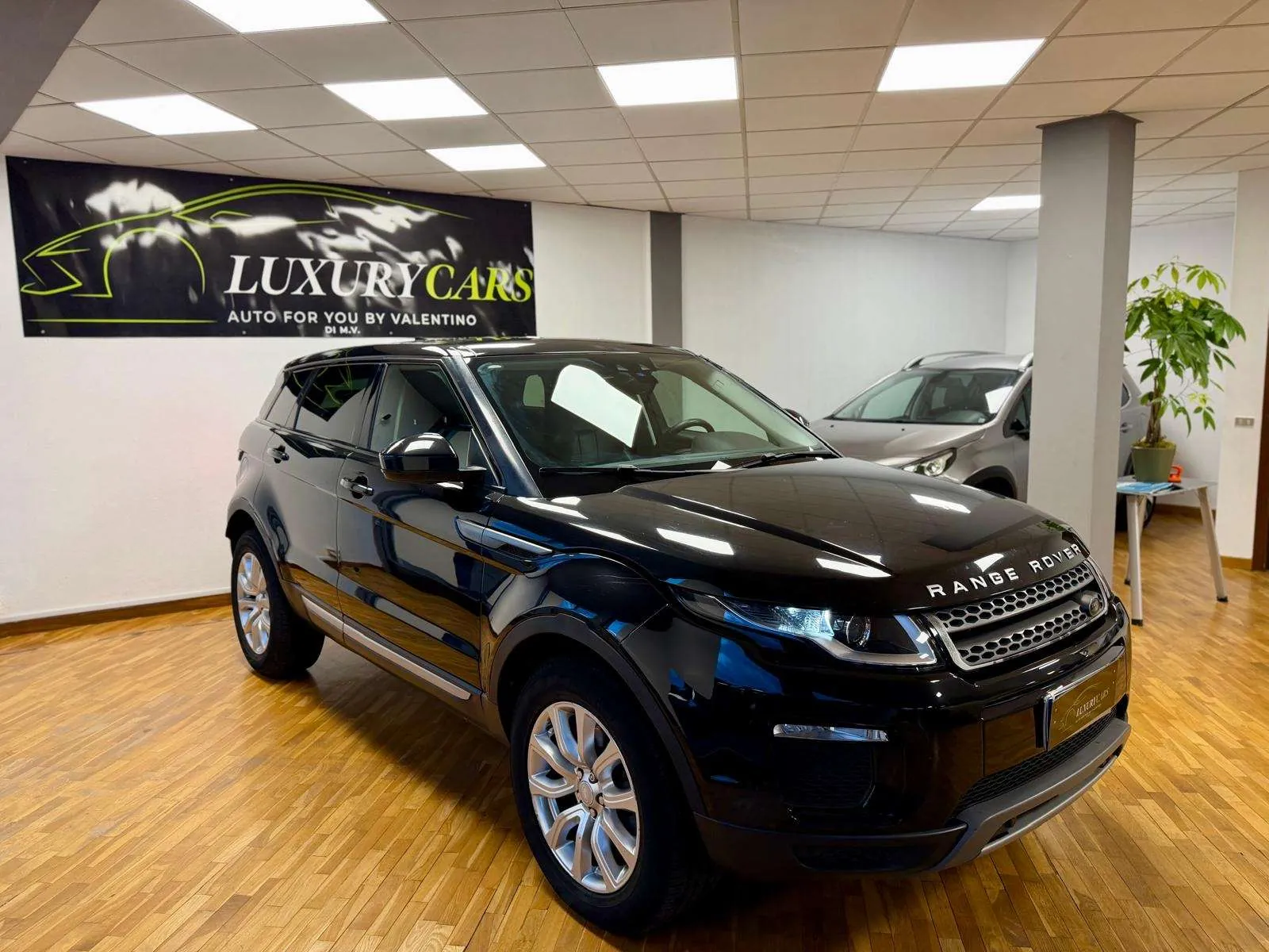 Land Rover Range Rover Evoque 2018 photo 3