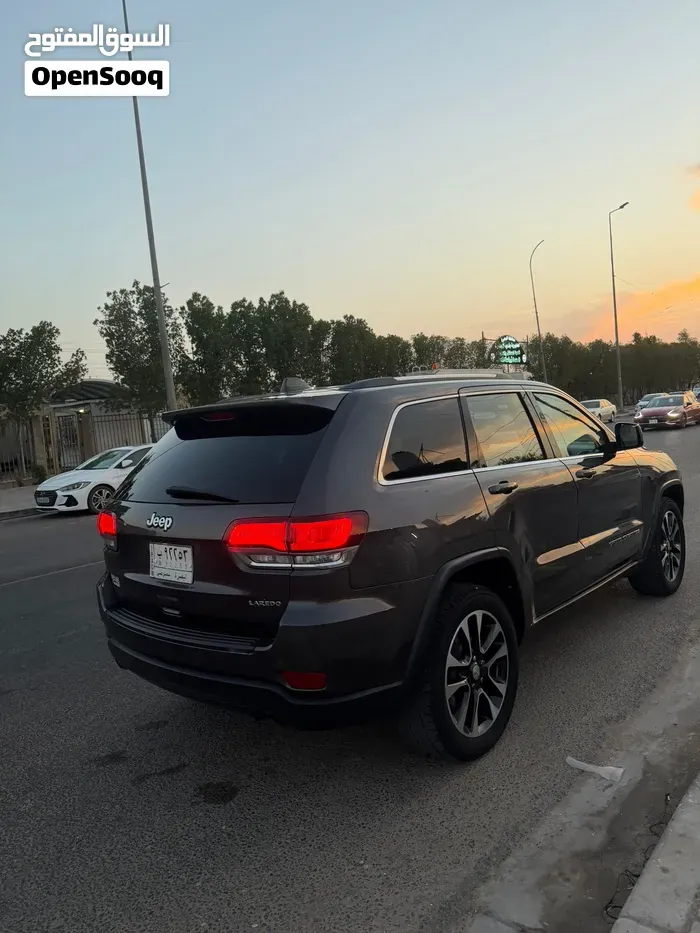 Jeep Grand Cherokee 2021 photo 3
