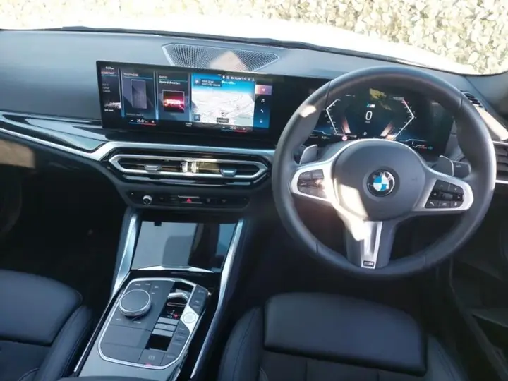 BMW 2 Series 2024 photo 3