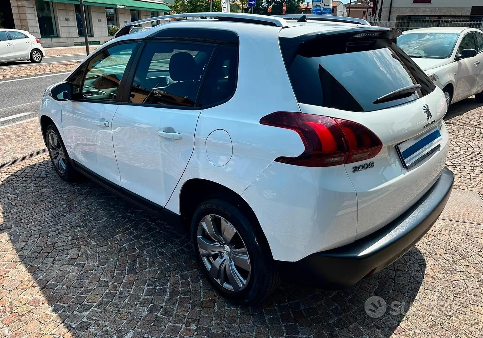 Peugeot 2008 2017 photo 4