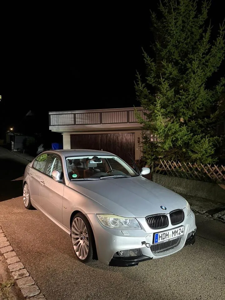 BMW E90