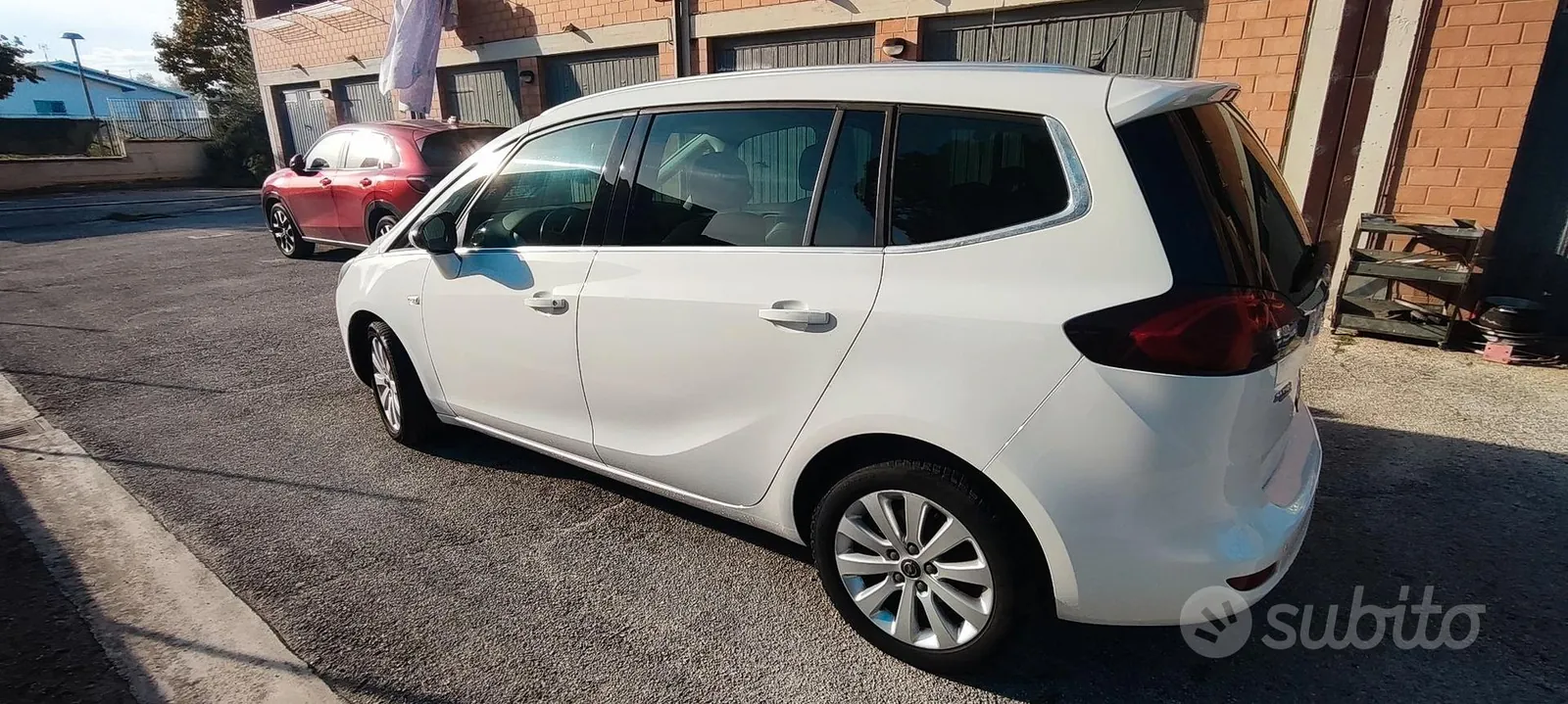 Opel Zafira 2015 photo 2