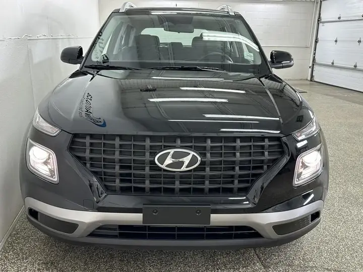Hyundai Venue 2026 photo 2
