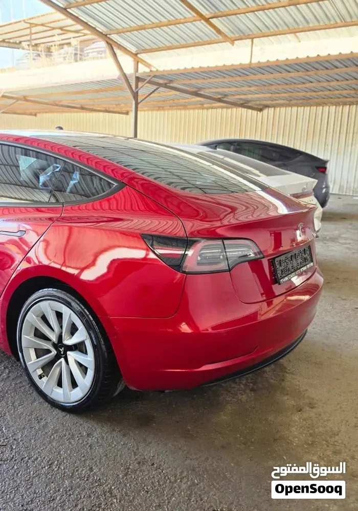 Tesla Model 3 2022 photo 4