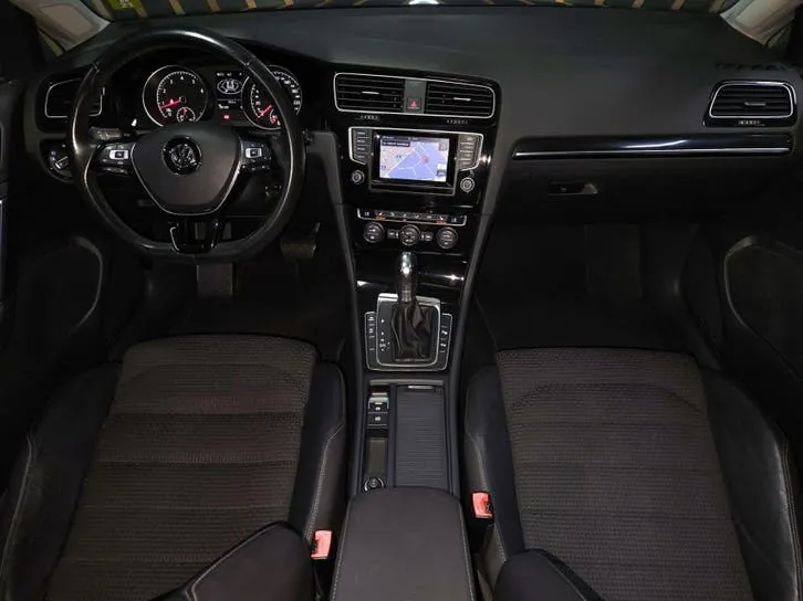 Volkswagen Golf 2013 photo 3