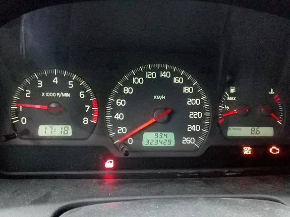 Volvo V40 2002 photo 3