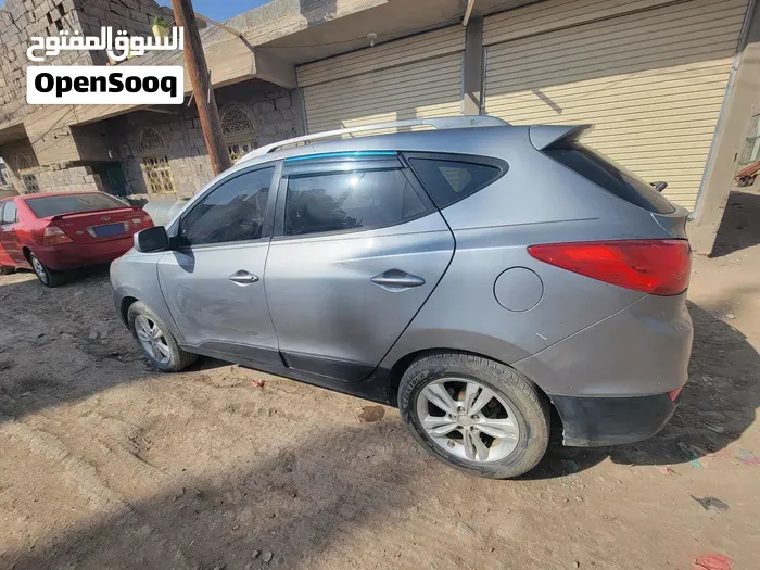 Hyundai Tucson 2011 photo 4