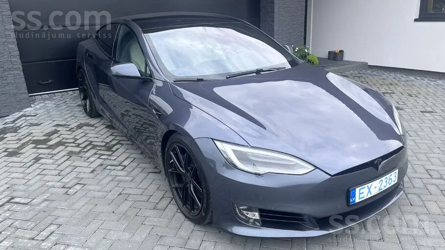 Tesla Model S 2020 photo 4