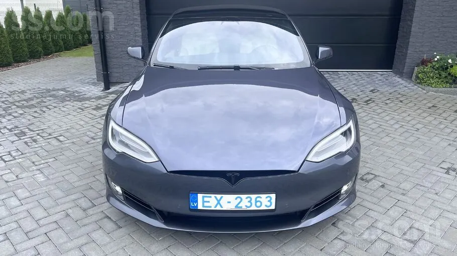 Tesla Model S 2020 photo 3