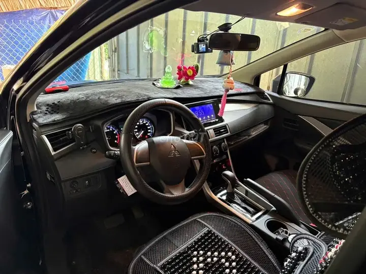 Mitsubishi Xpander 2025 photo 4