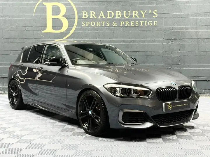 BMW 1 Series 2019 photo 2