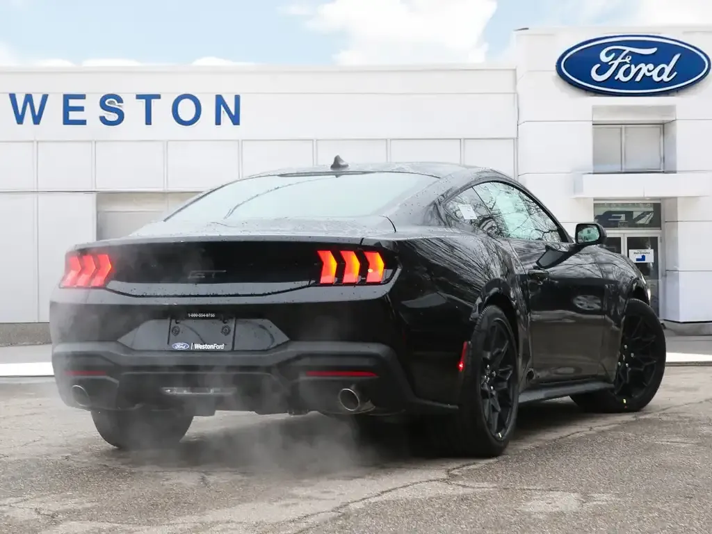 Ford Mustang 2026 photo 5