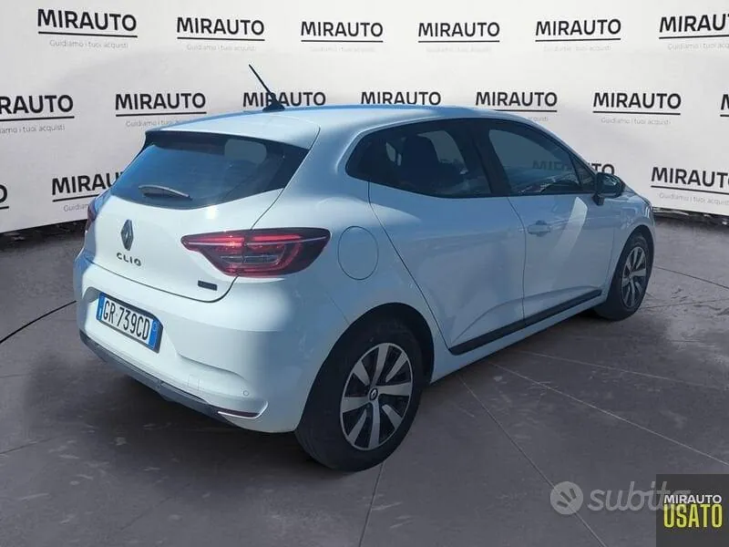 Renault Clio 2023 photo 4
