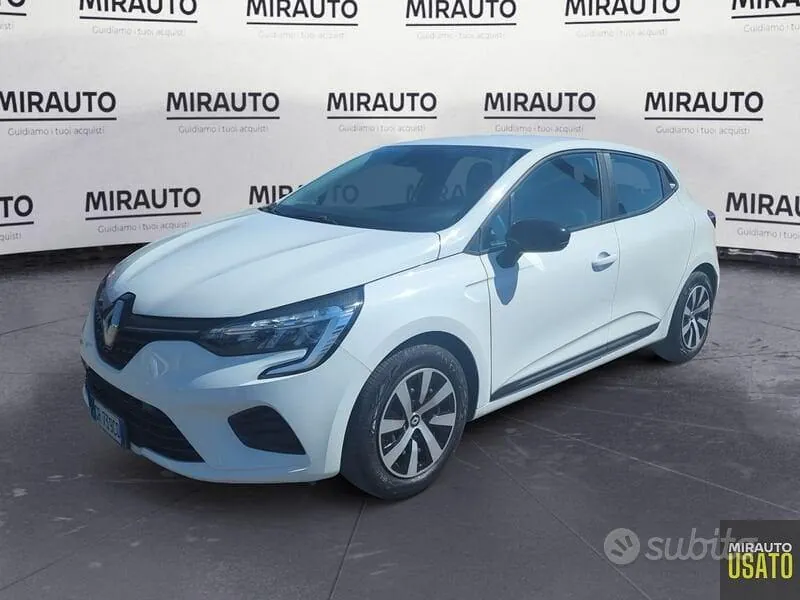 Renault Clio 2023 photo 2