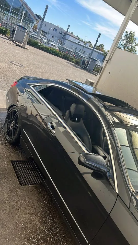Mercedes-Benz E350