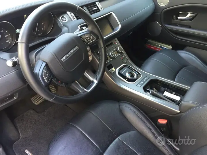 Land Rover Range Rover Evoque 2018 photo 4