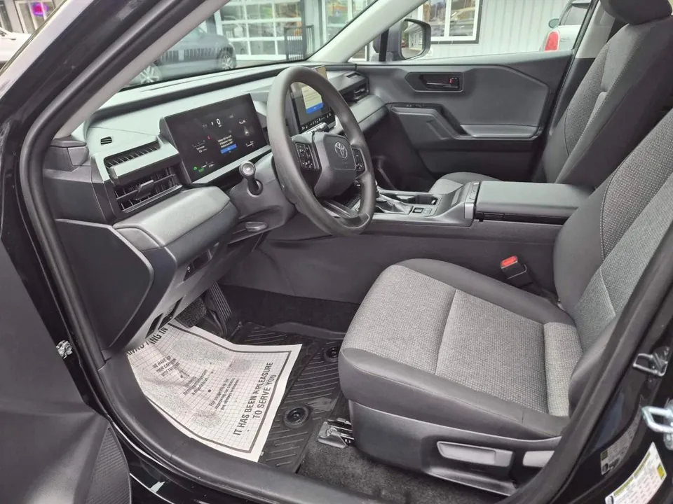 Toyota Rav4 2026 photo 3