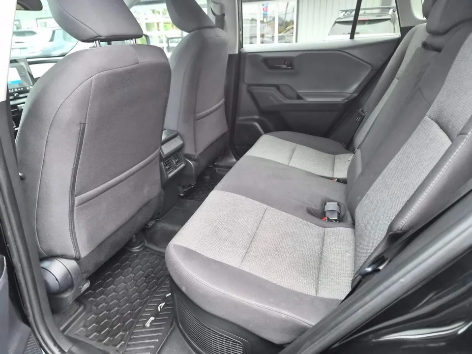 Toyota Rav4 2026 photo 2