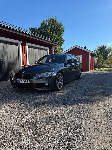 BMW 318D 2013 photo 4