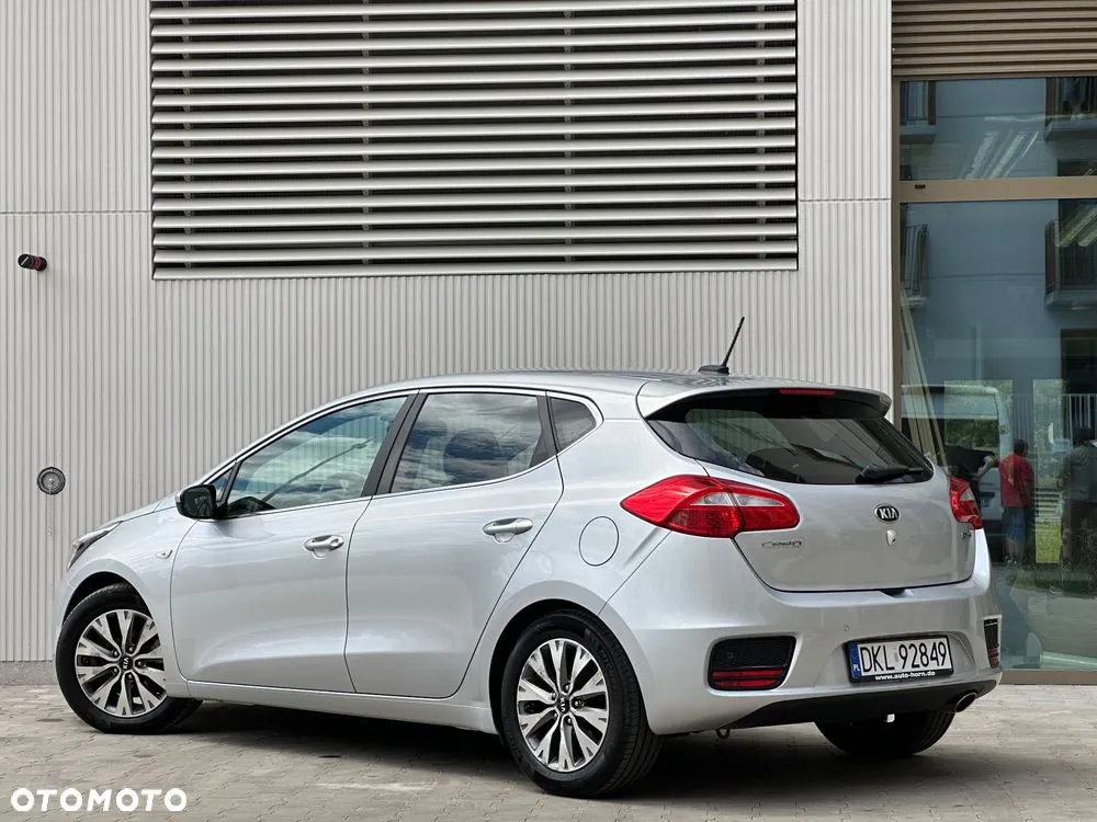 Kia Ceed 2016 photo 4