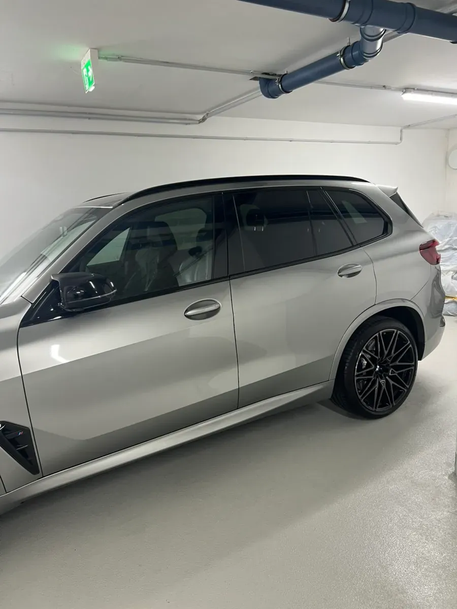 BMW X5 M 2020 photo 3