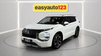 Mitsubishi Outlander 2024 photo 4