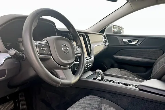 Volvo V60 2024 photo 5