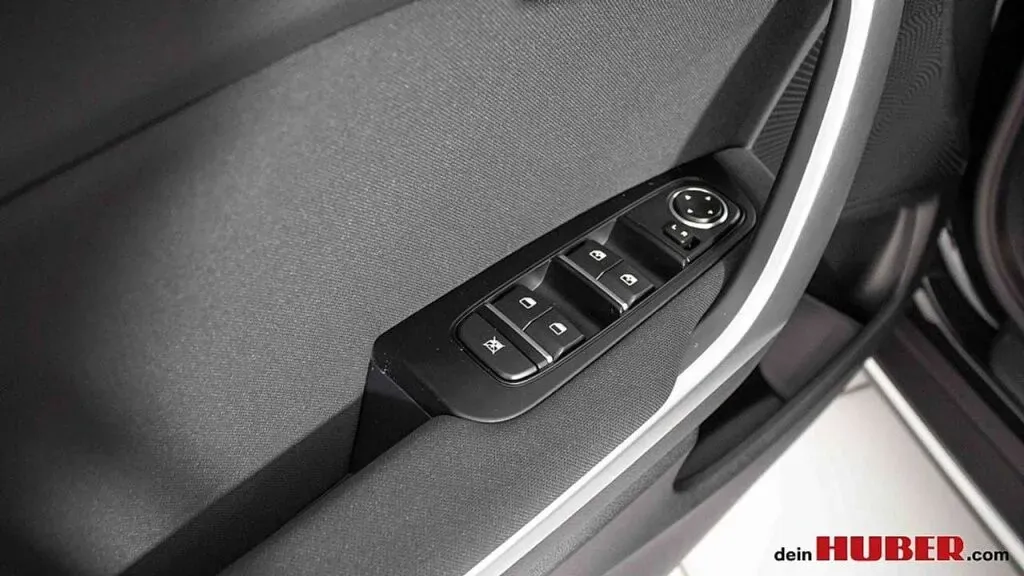 Kia Xceed 2025 photo 3