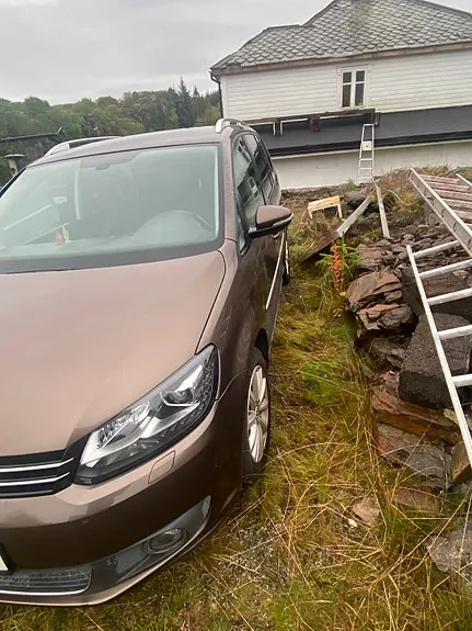 Volkswagen Touran 2011 photo 4