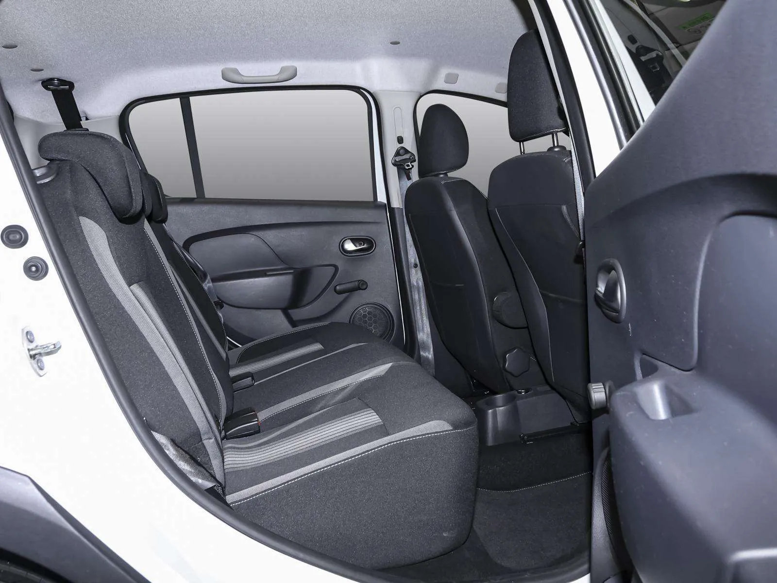 Dacia Sandero Stepway 2018 photo 3