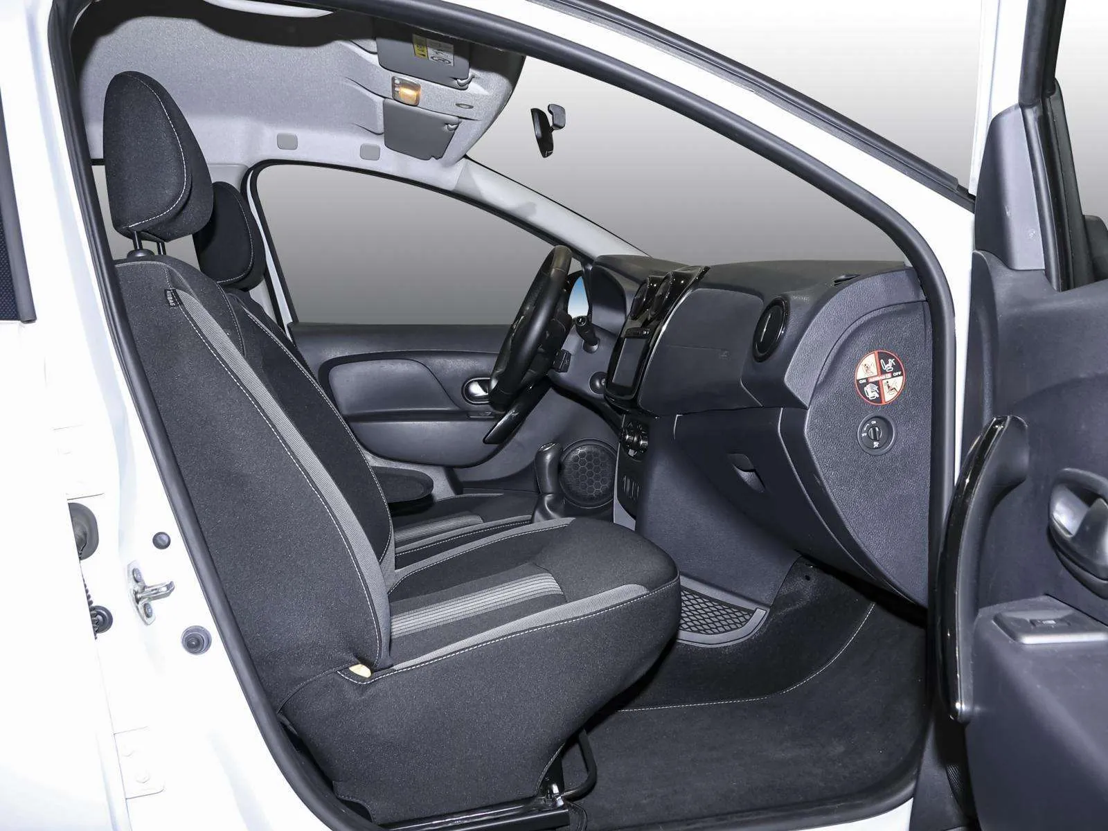 Dacia Sandero Stepway 2018 photo 4