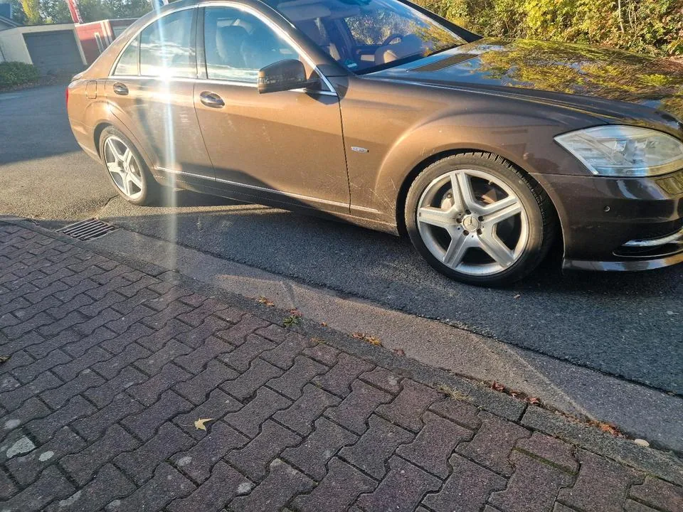 Mercedes-Benz S 500