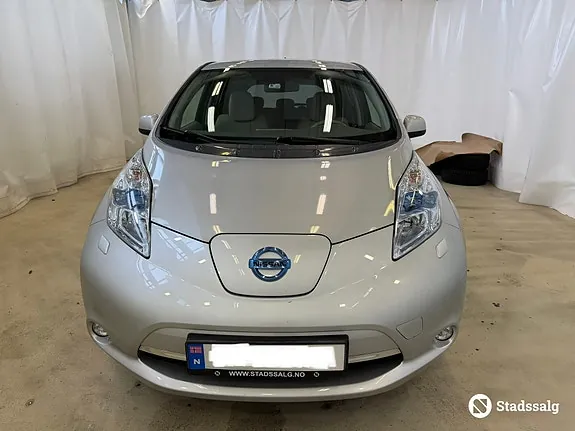 Nissan Leaf 2012 photo 2
